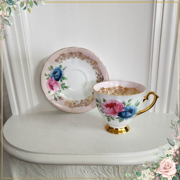 Windsor Teacup & Saucer With Pink And Blue Roses, rare find - Picture 1 of 7